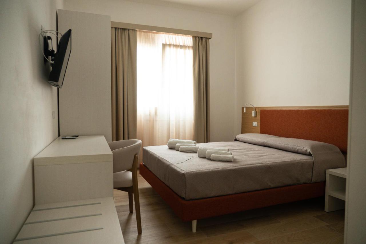 Butiko Hotel Кастелуцо Екстериор снимка